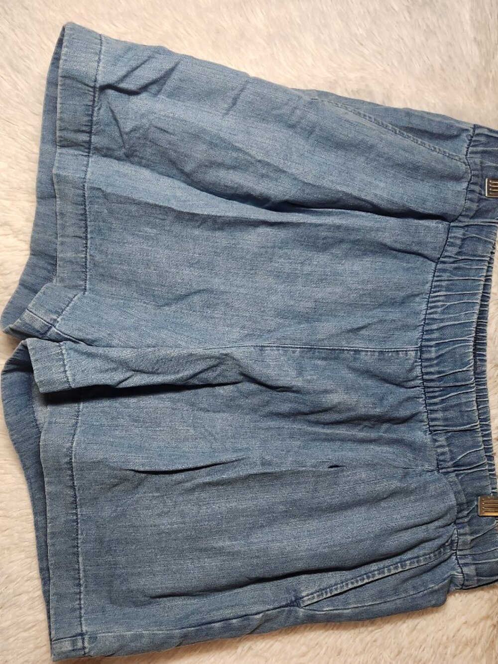 Uniqlo Light Blue Denim Shorts Women Size Large